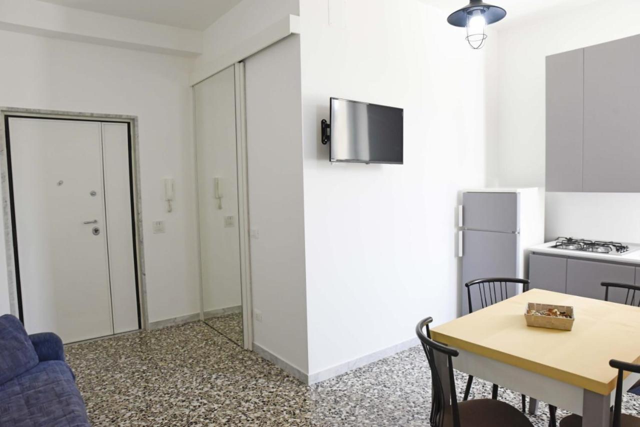 La Casa Del Gabbo Hotel Monopoli Kültér fotó