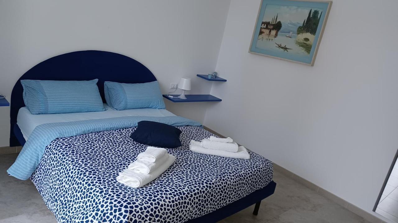 La Casa Del Gabbo Hotel Monopoli Kültér fotó